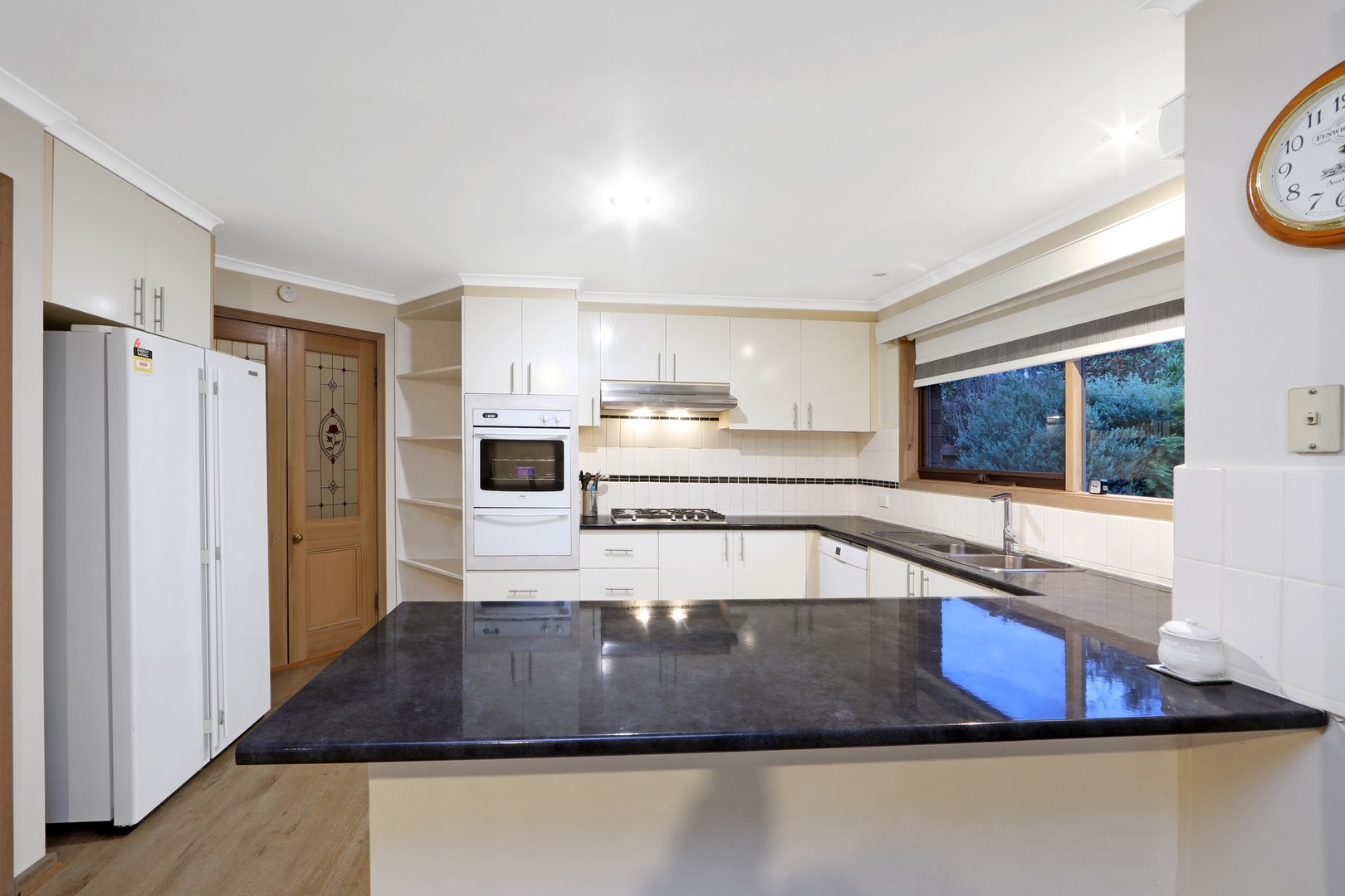 17 Kempston Court, Rowville, VIC 3178 - Thumbnail 2 - 07/06/2023