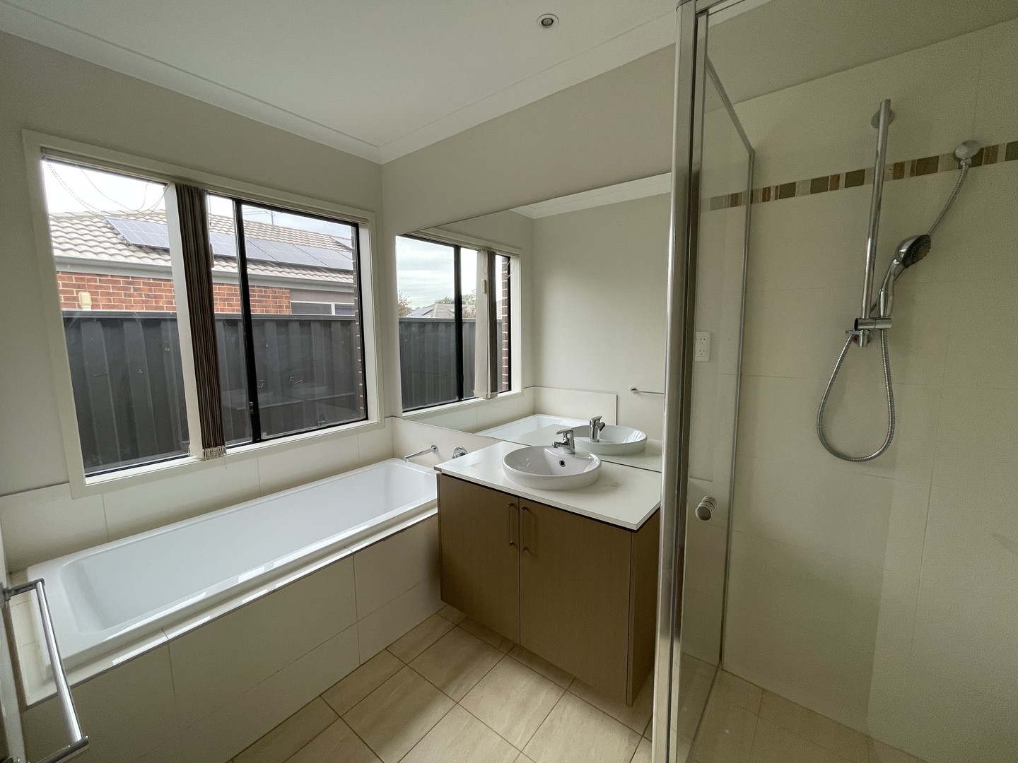 17 Kinglake Drive, Manor Lakes, VIC 3024, Manor Lakes - Thumbnail 3
