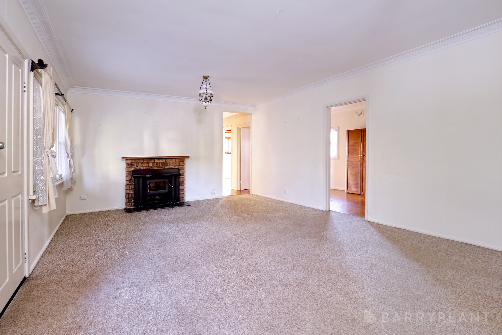 17 Kings Road, Emerald, VIC 3782, Emerald - Thumbnail 2