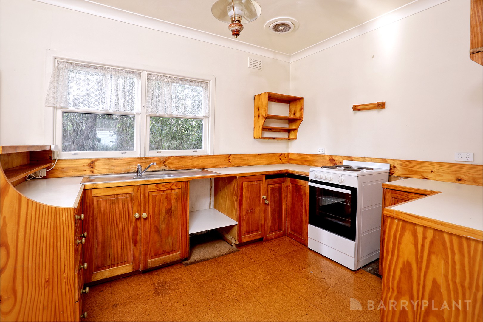 17 Kings Road, Emerald, VIC 3782, Emerald - Thumbnail 4