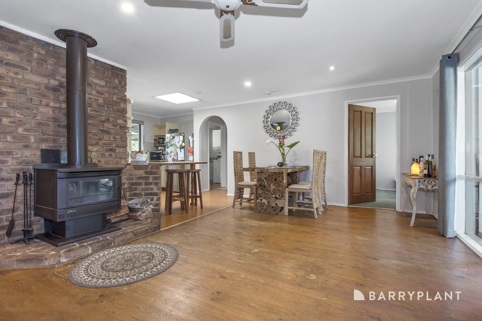17 Kitchener Parade, Cockatoo, VIC 3781, Cockatoo - Thumbnail 3