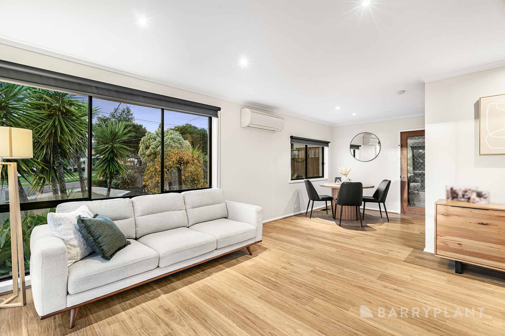 17 Krowera Street, Mooroolbark, VIC 3138, Mooroolbark - Thumbnail 4