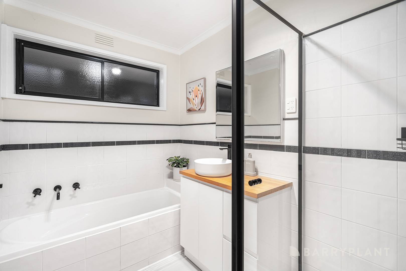 17 Krowera Street, Mooroolbark, VIC 3138, Mooroolbark - Thumbnail 7