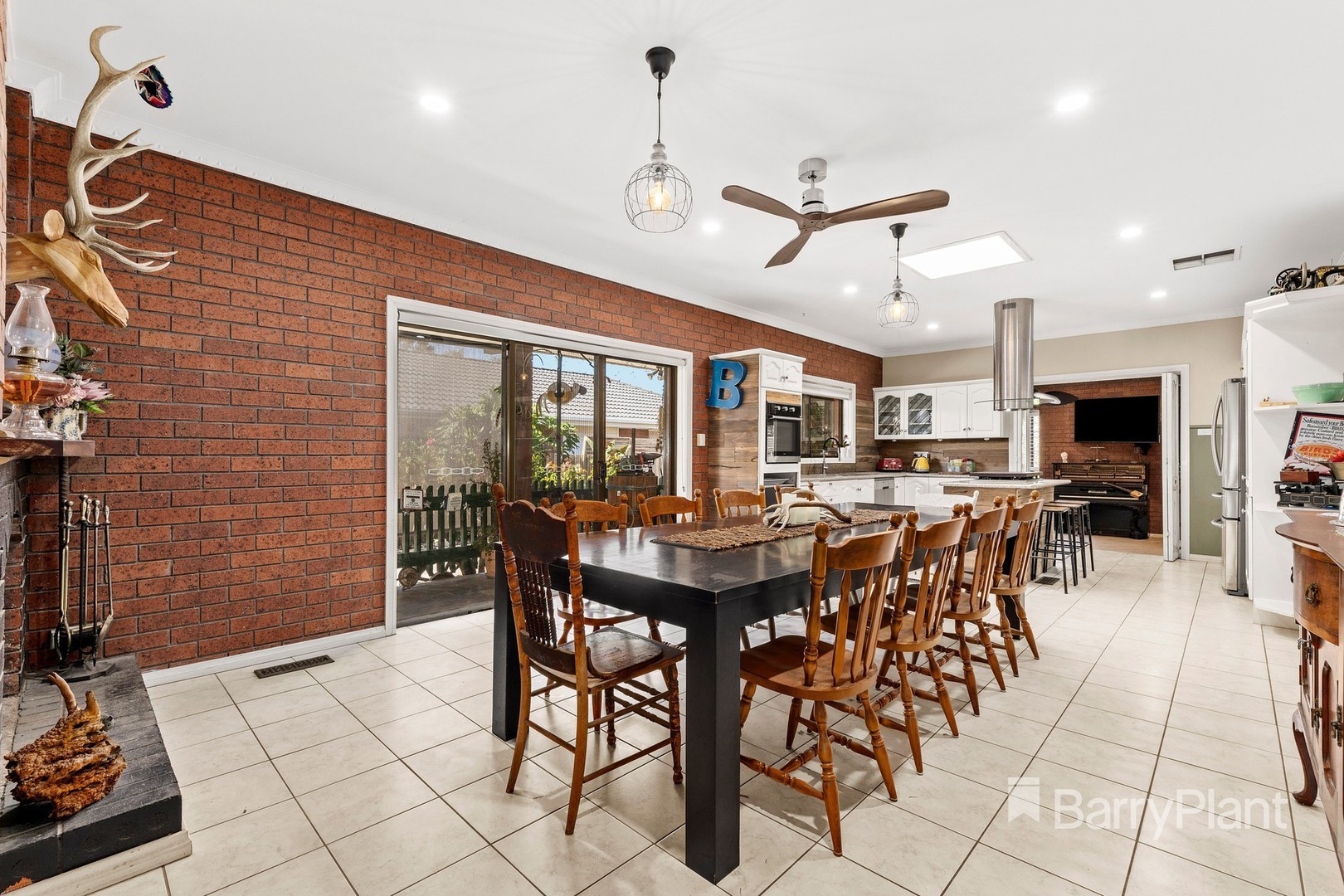 17 Lauren Court, Epping, VIC 3076, Epping - Thumbnail 3
