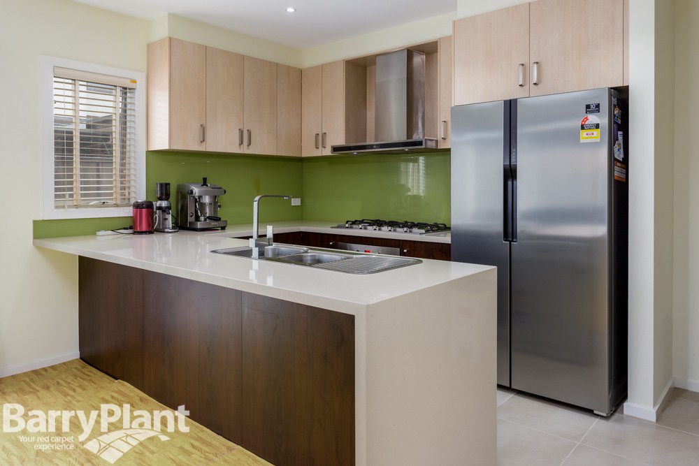17 Legacy Drive, Truganina, VIC 3029 - Thumbnail 2 - 06/09/2021
