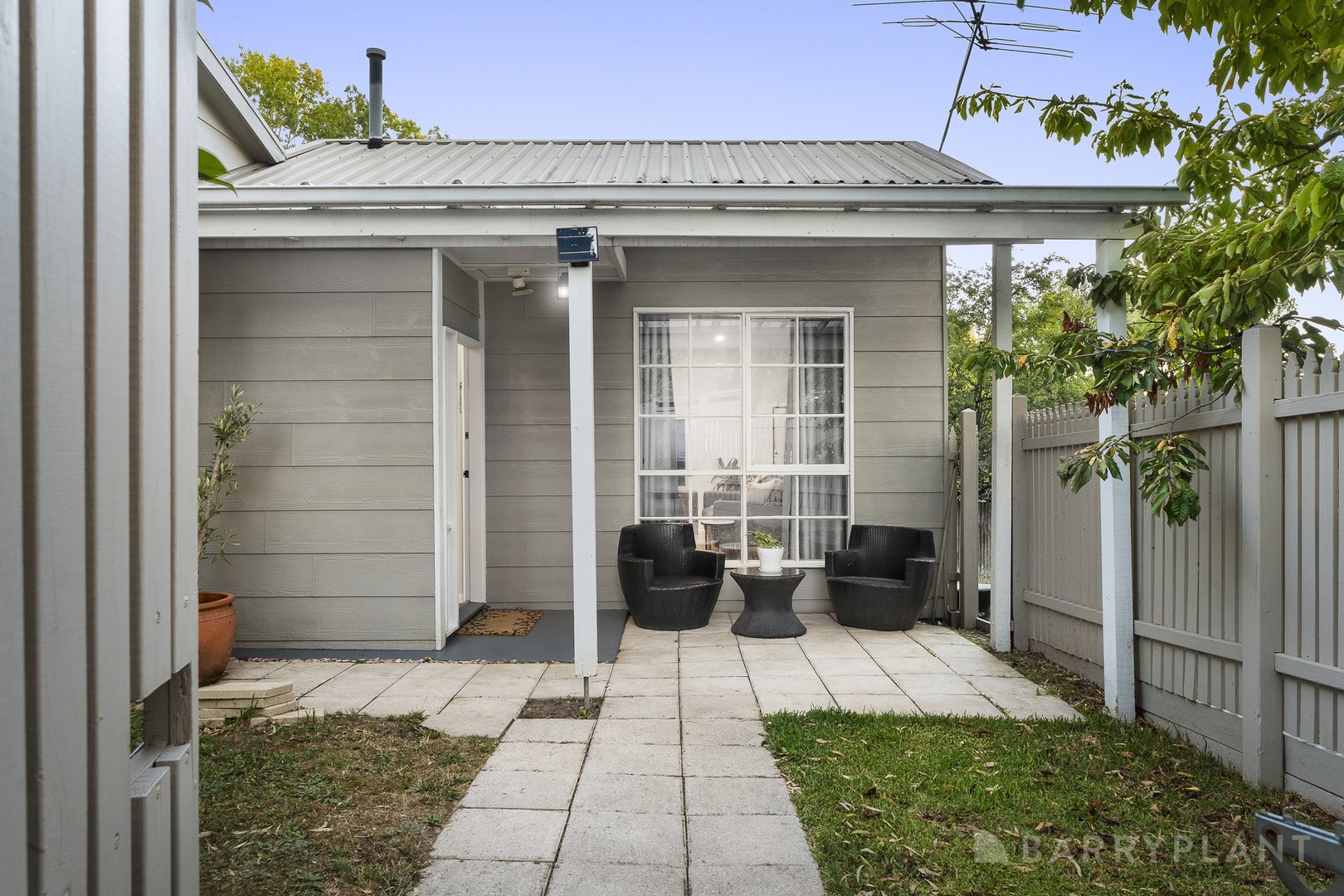 17 Legg Road, Emerald, VIC 3782 - Thumbnail 2 - 04/02/2026