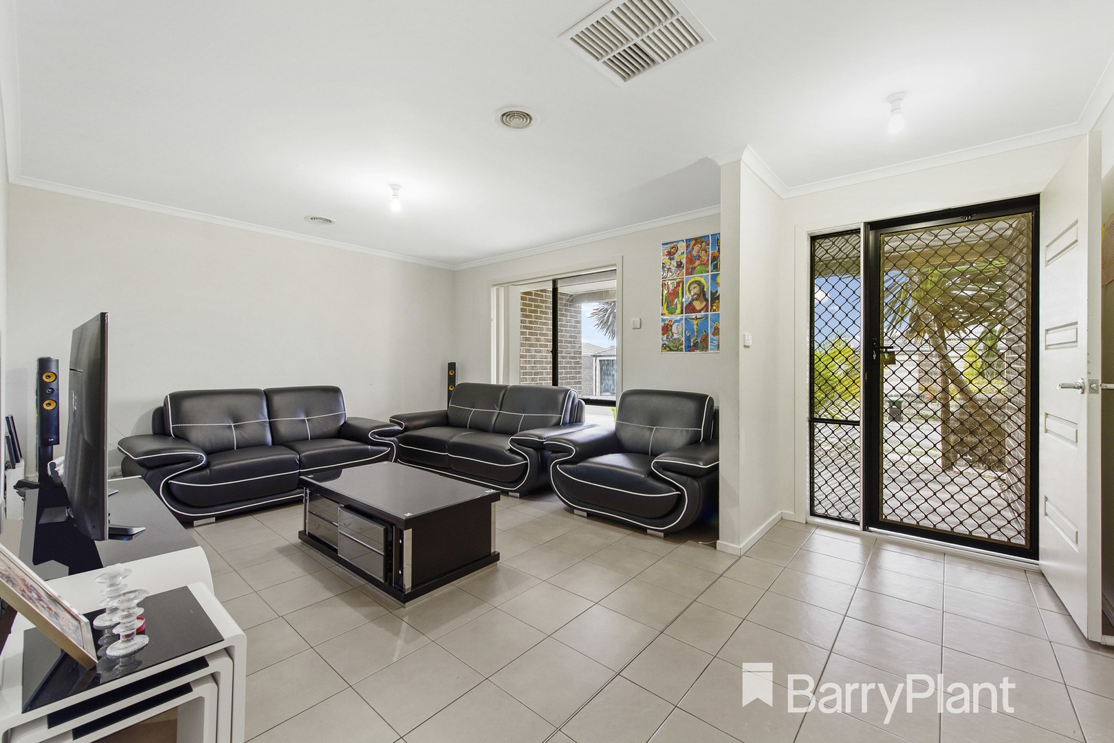 17 Light Fingers Street, Kurunjang, VIC 3337, Kurunjang - Thumbnail 7
