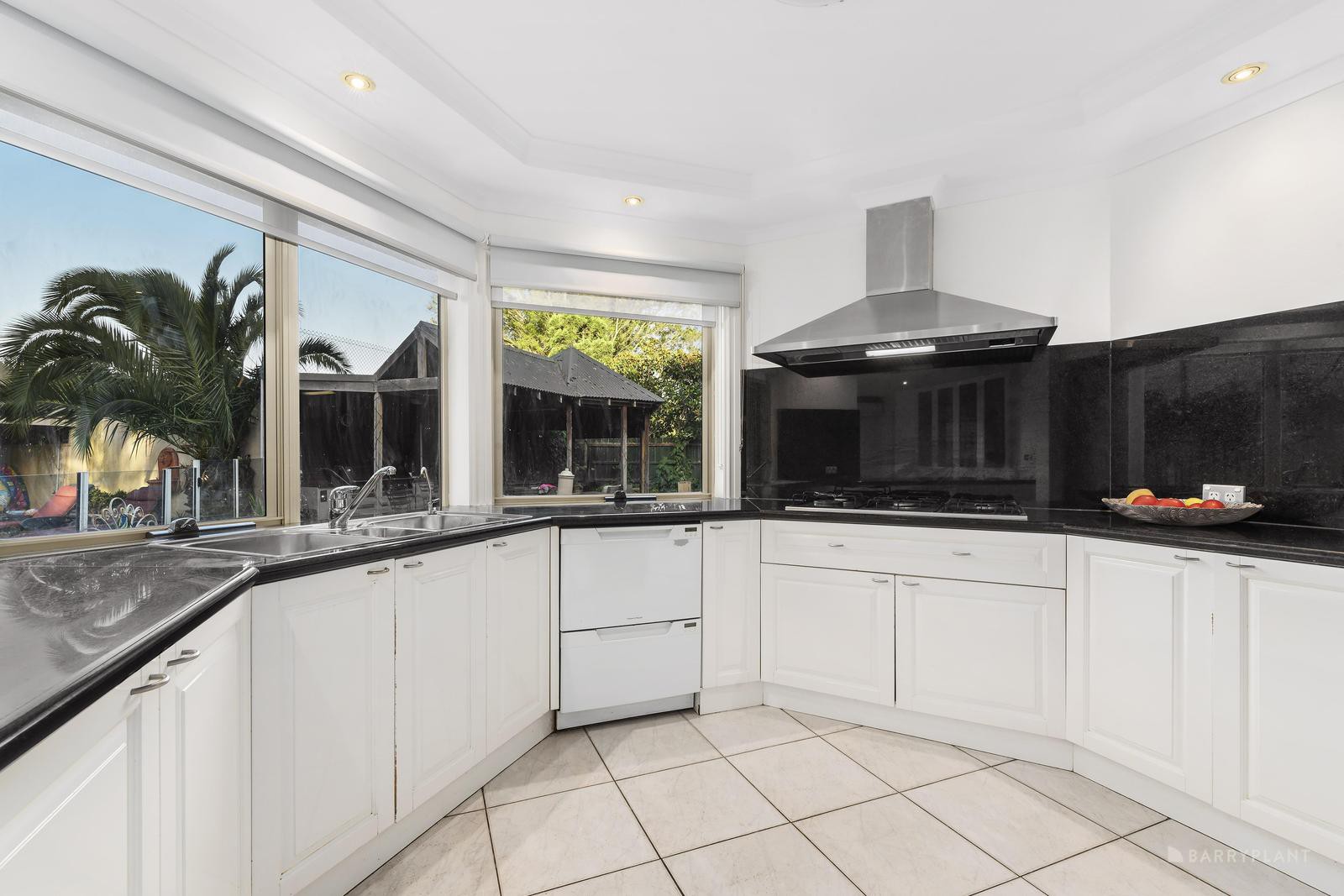 17 Lochabar Court, Ivanhoe, VIC 3079, Ivanhoe - Thumbnail 4