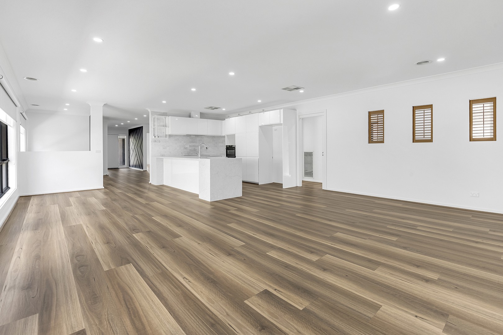 17 Long Island Circuit, Craigieburn, VIC 3064 - Thumbnail 2 - 03/02/2026