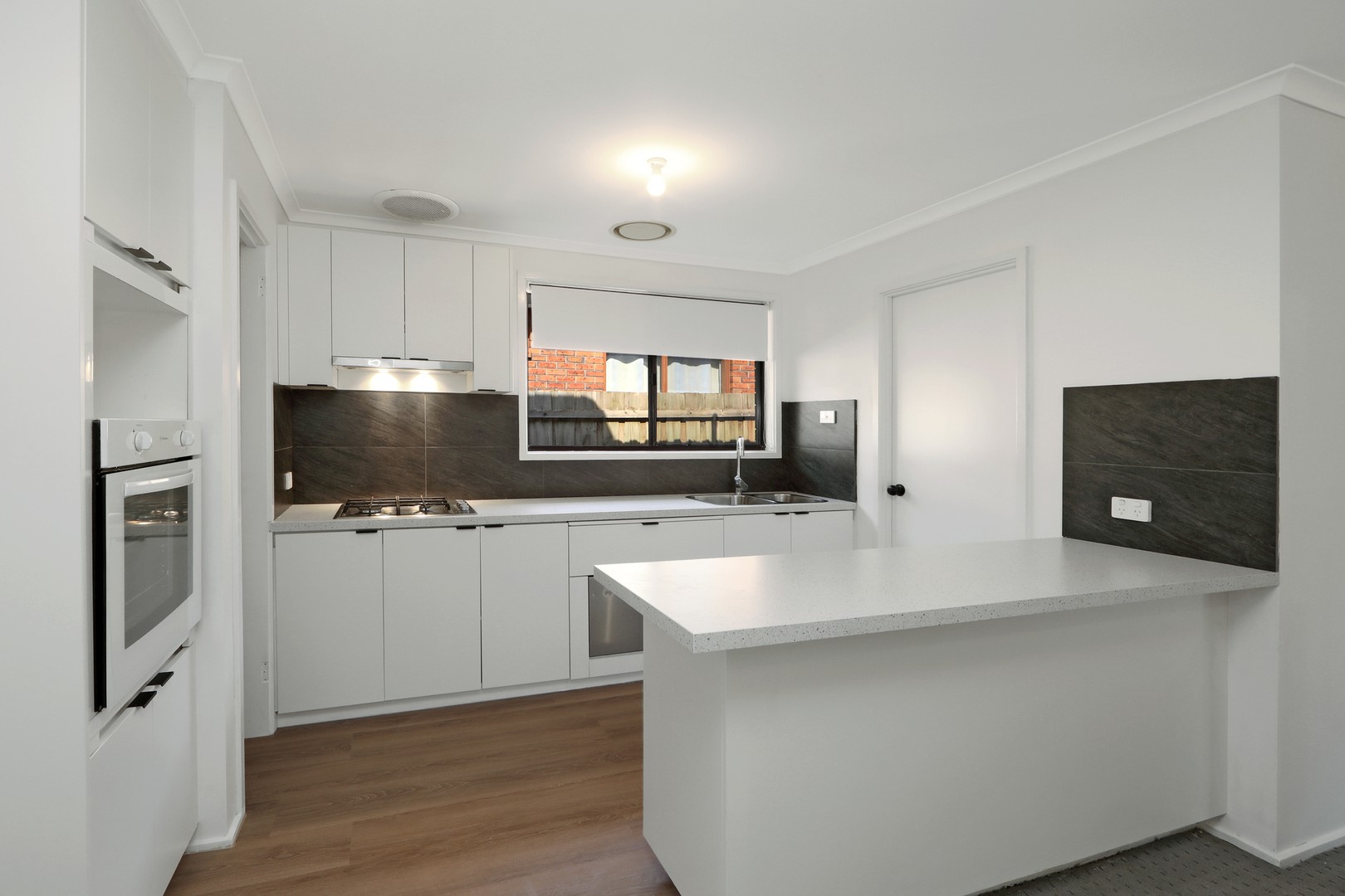 17 Malmsbury Crescent, Rowville, VIC 3178 - Thumbnail 1 - 12/08/2026