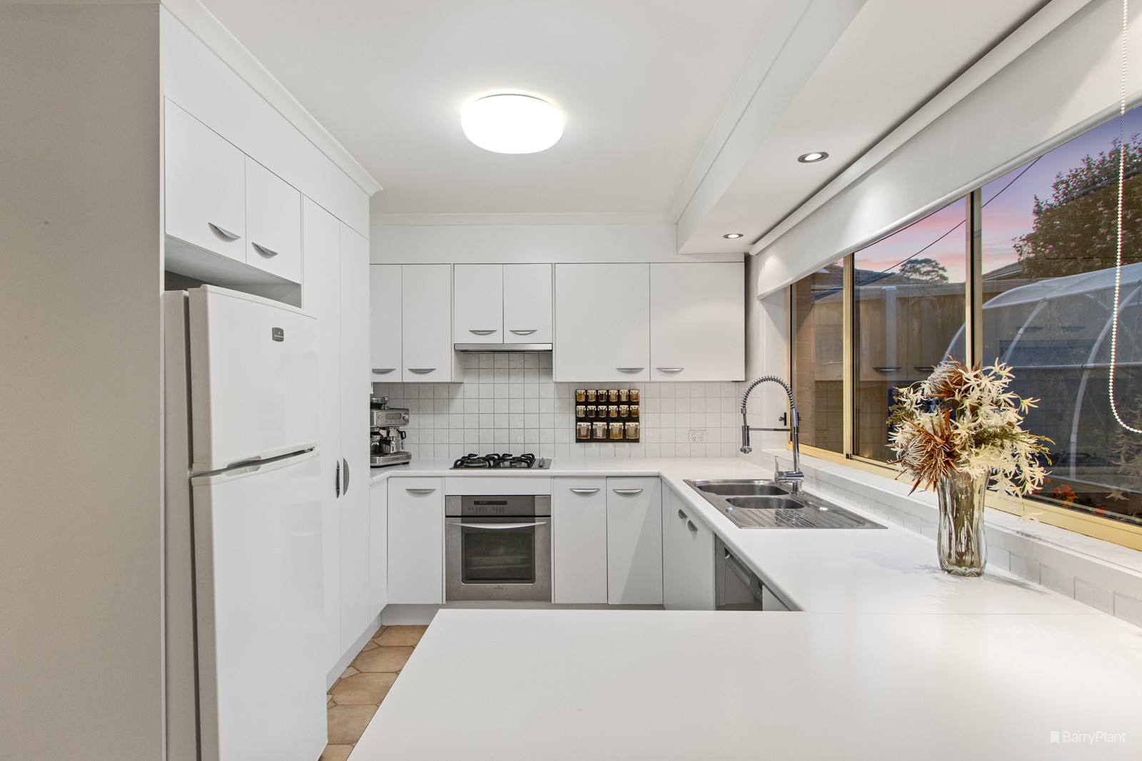 17 Manifold Court, Croydon South, VIC 3136, Croydon South - Thumbnail 3