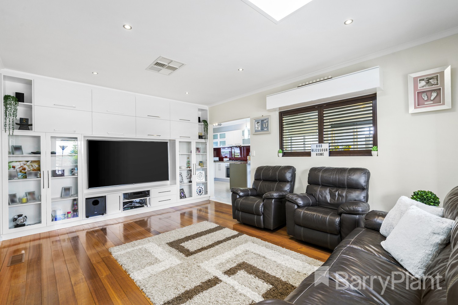 17 Mapledene Court, Sunshine West, VIC 3020, Sunshine West - Thumbnail 2
