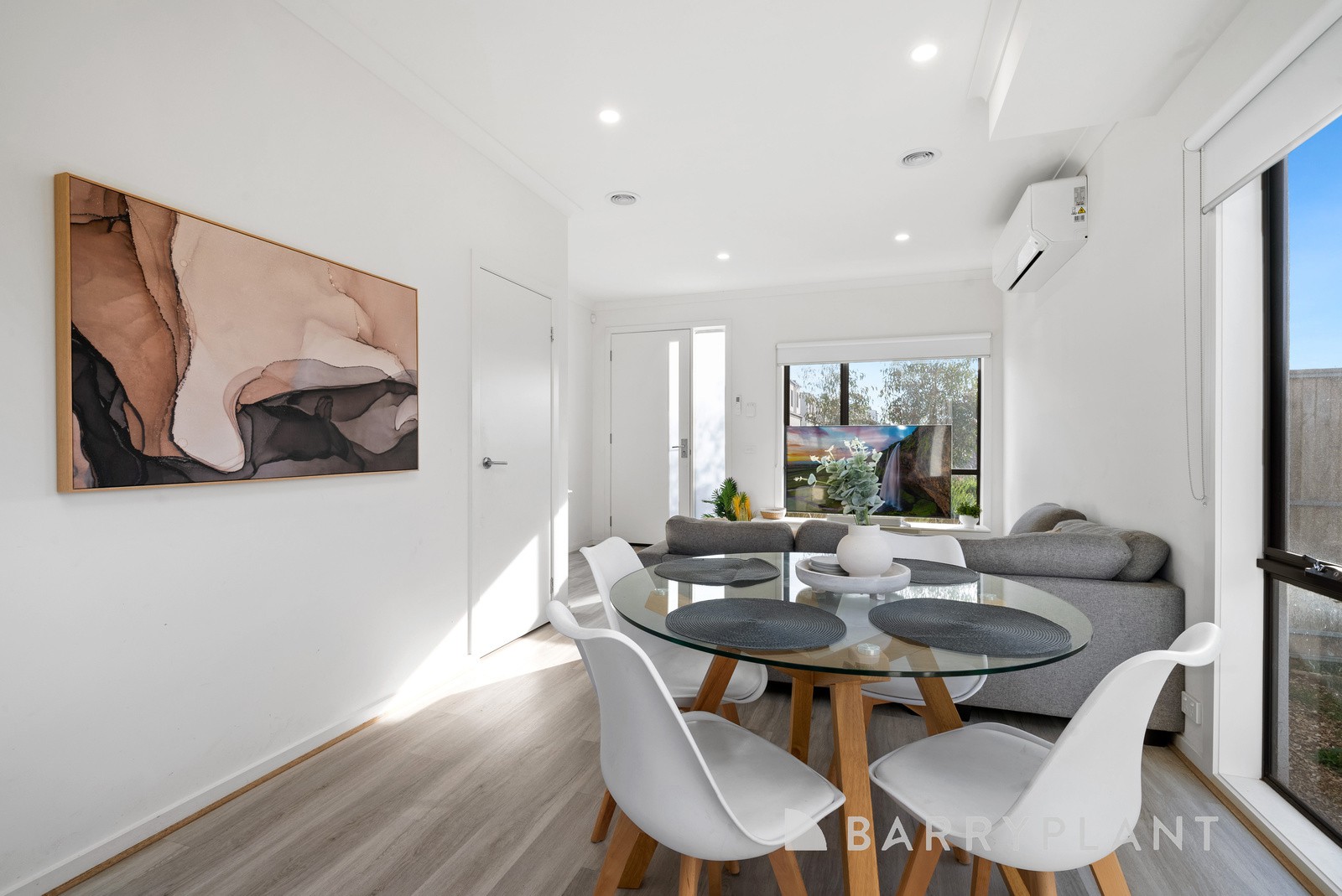17 Mapstone Court, Melton South, VIC 3338, Melton South - Thumbnail 4
