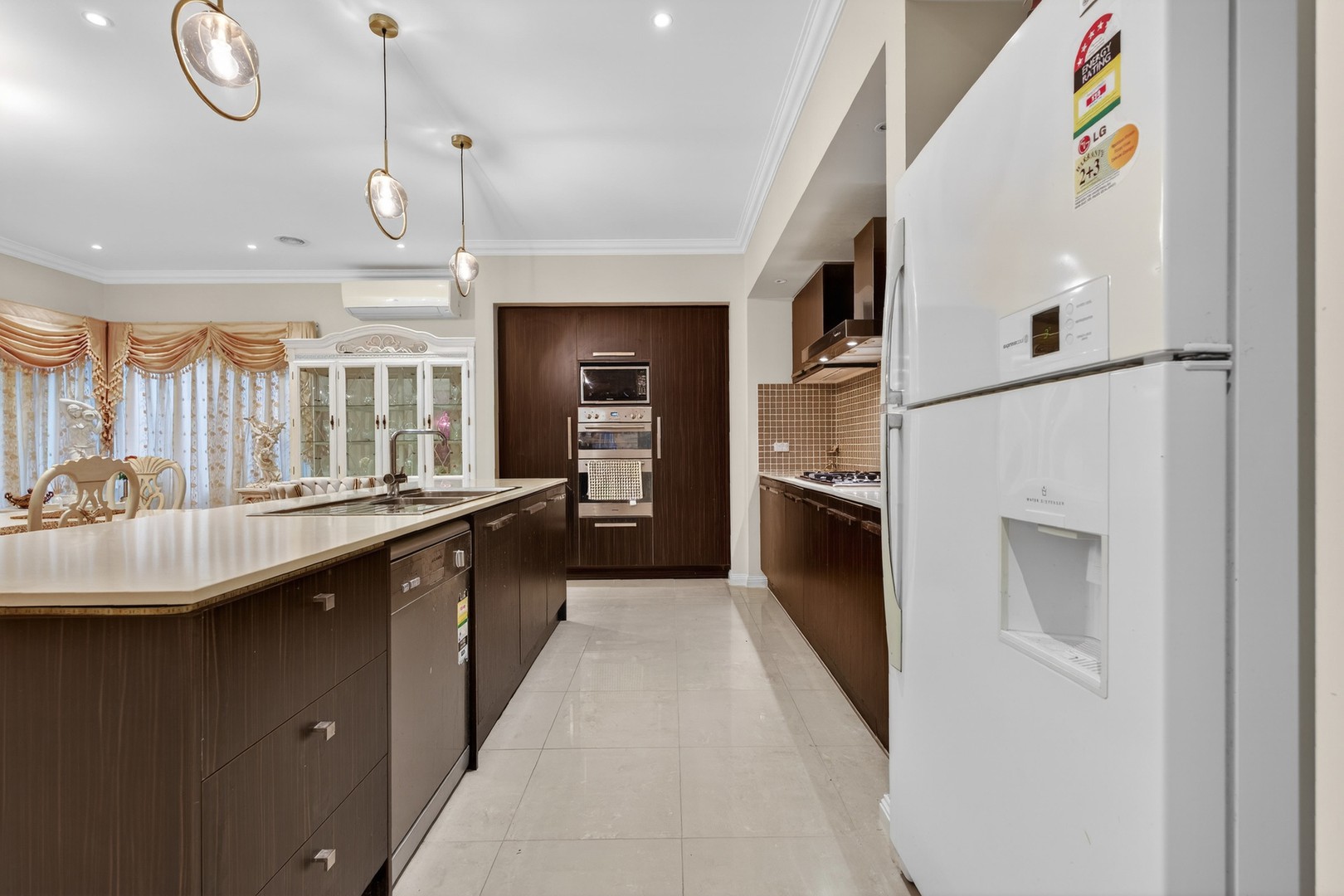 17 Maranoa Grove, Caroline Springs, VIC 3023, Caroline Springs - Thumbnail 3