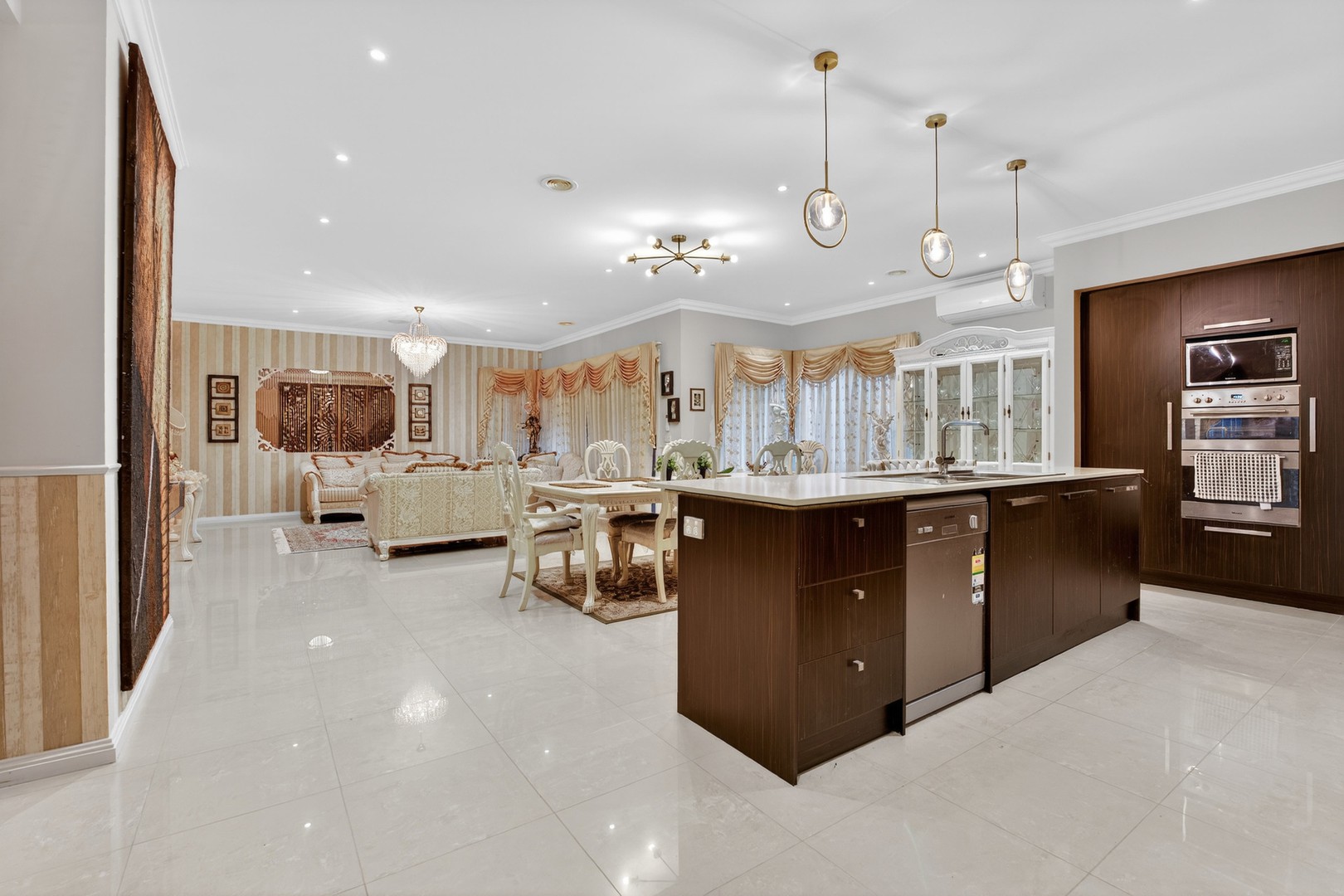 17 Maranoa Grove, Caroline Springs, VIC 3023, Caroline Springs - Thumbnail 4