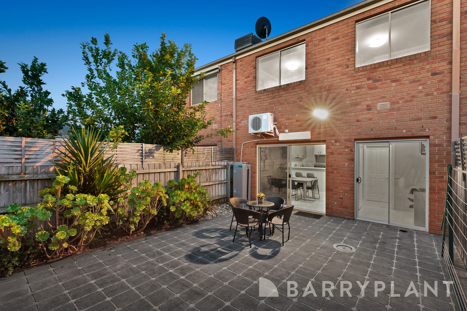 17 Mat Rush Avenue, Bundoora, VIC 3083, Bundoora - Thumbnail 8