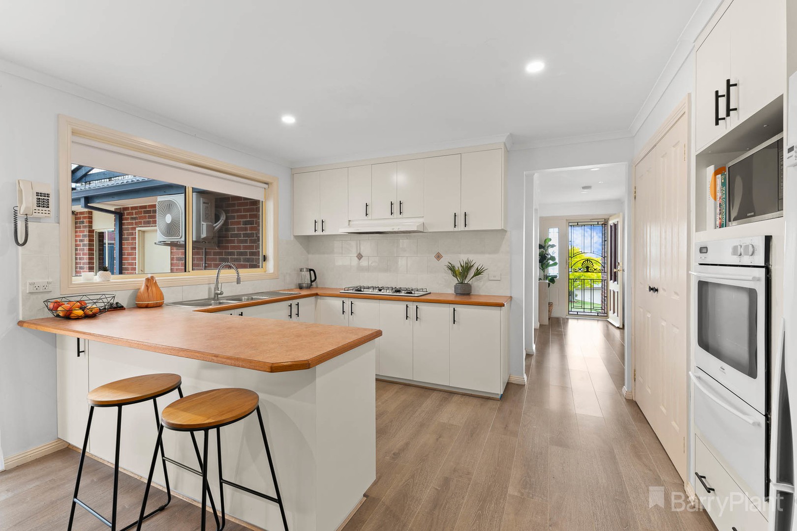 17 McCaffery Rise, Pakenham, VIC 3810, Pakenham - Thumbnail 3