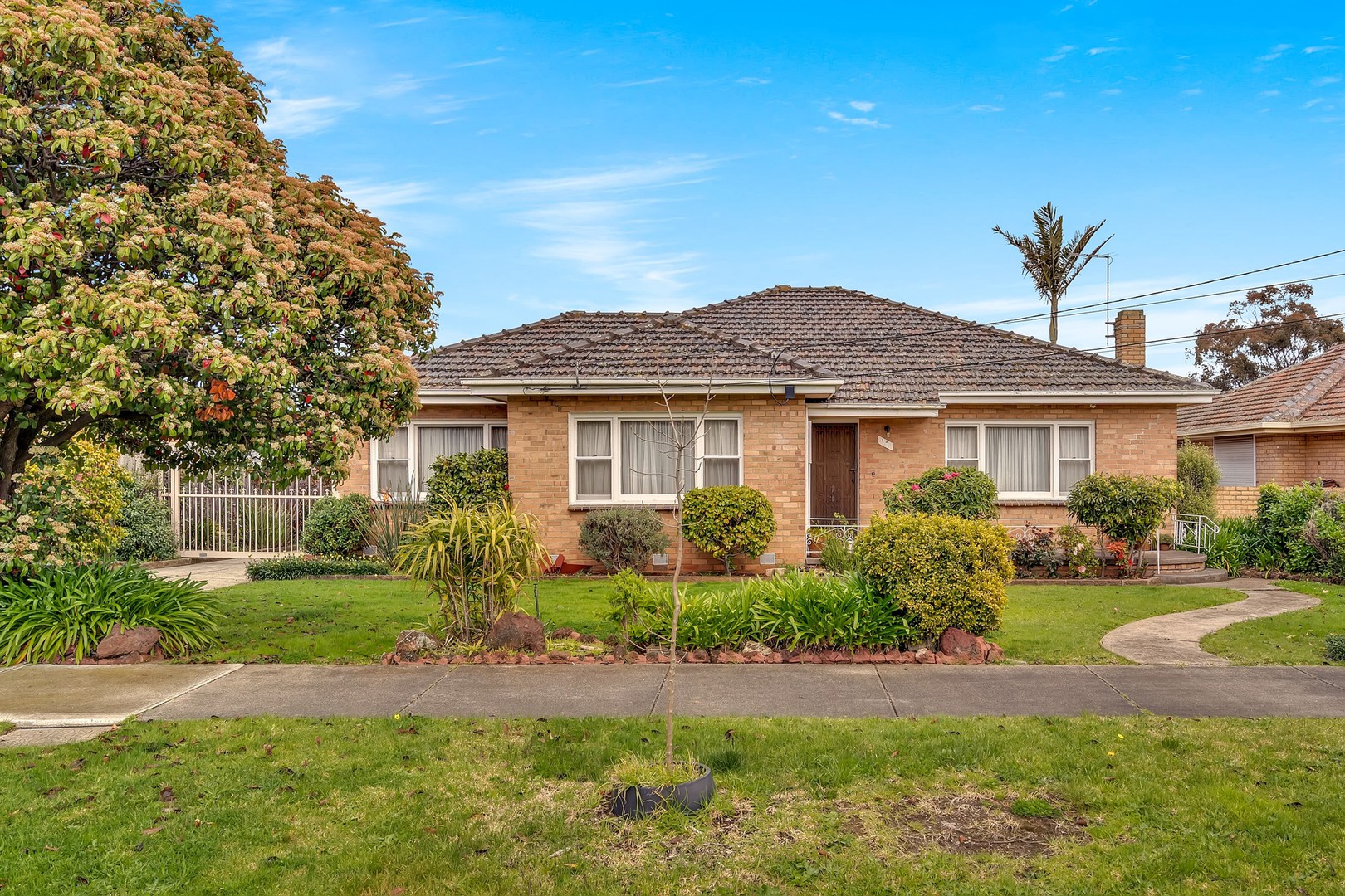 17 McCasker Avenue, Reservoir, VIC 3073, Reservoir - Thumbnail 2