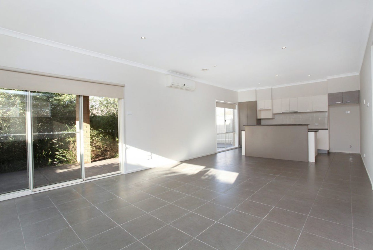 17 Mccubbin Way, Caroline Springs, VIC 3023, Caroline Springs - Thumbnail 4