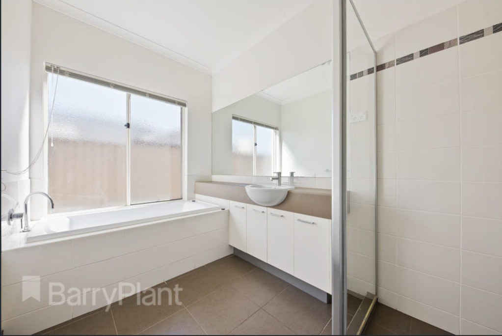 17 Mccubbin Way, Caroline Springs, VIC 3023, Caroline Springs - Thumbnail 6