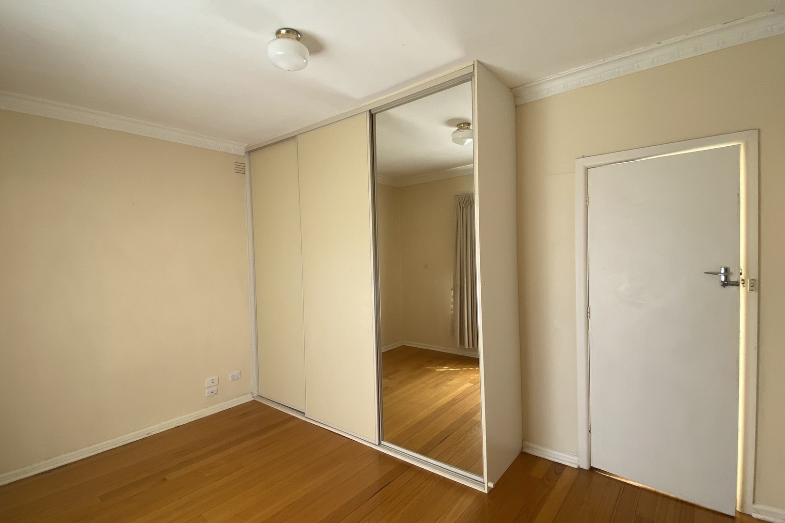 17 McFadzean Avenue, Reservoir, VIC 3073, Reservoir - Thumbnail 4