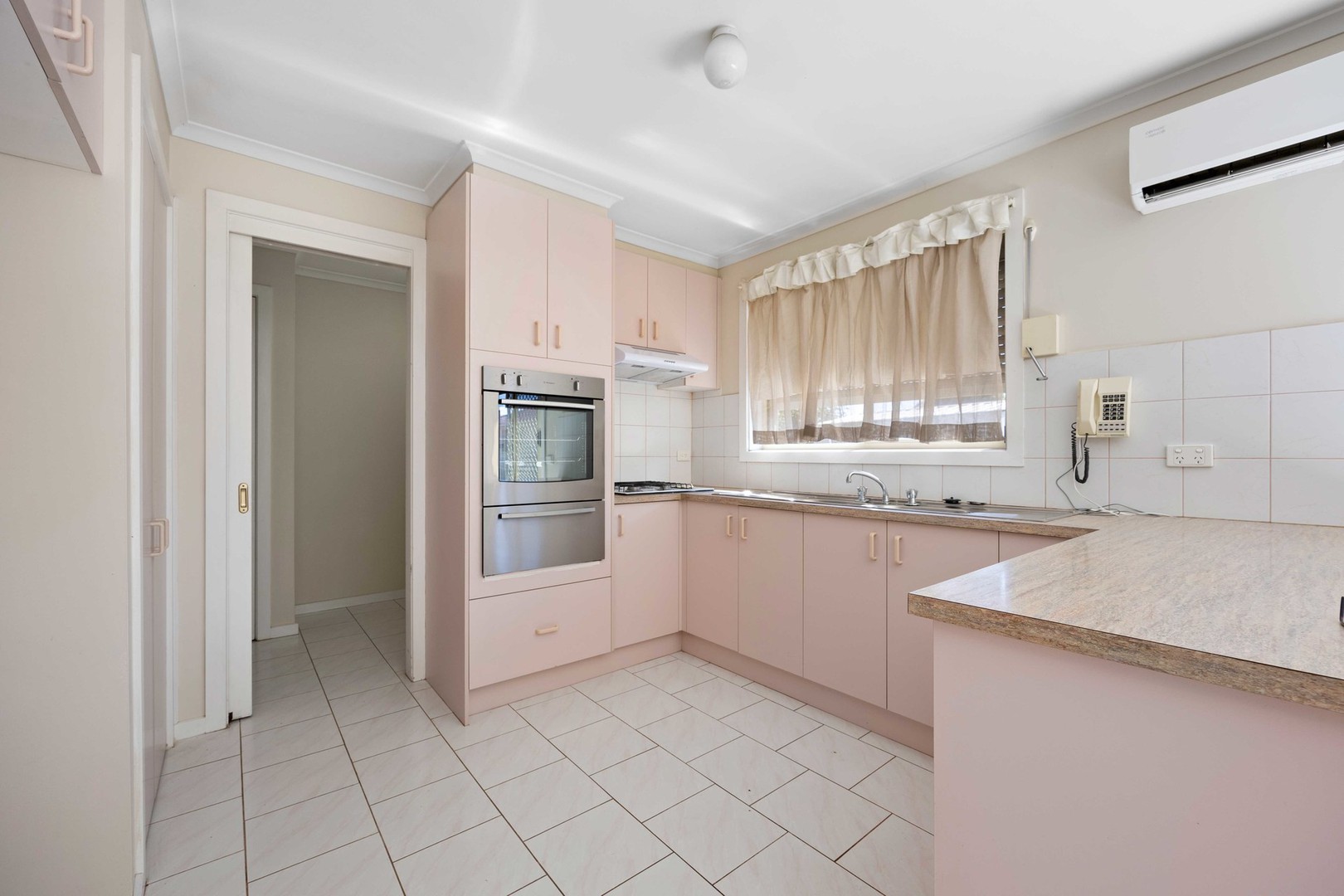 17 Meade Way, Sydenham, VIC 3037, Sydenham - Thumbnail 4