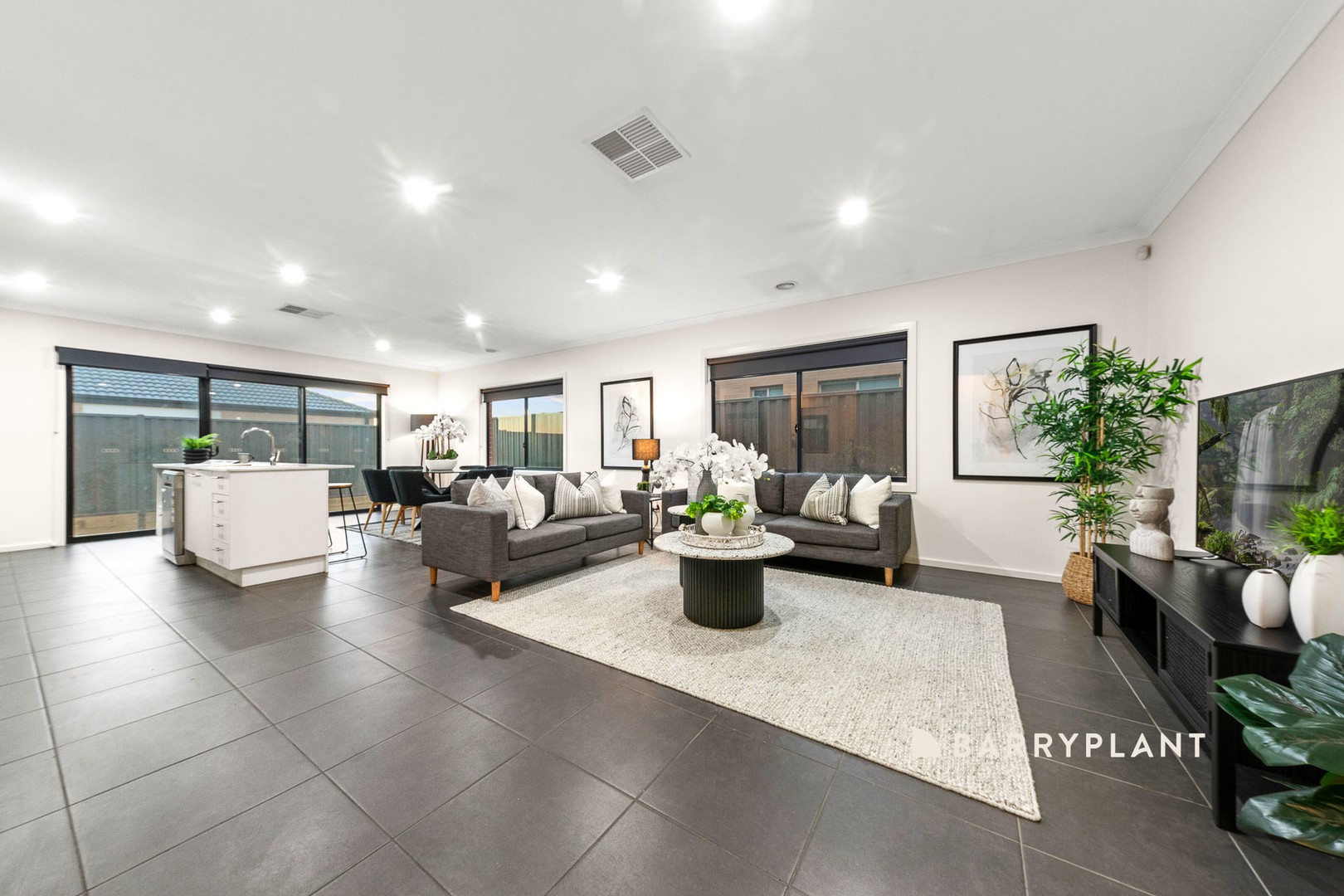 17 Melodie Drive, Officer, VIC 3809, Officer - Thumbnail 5