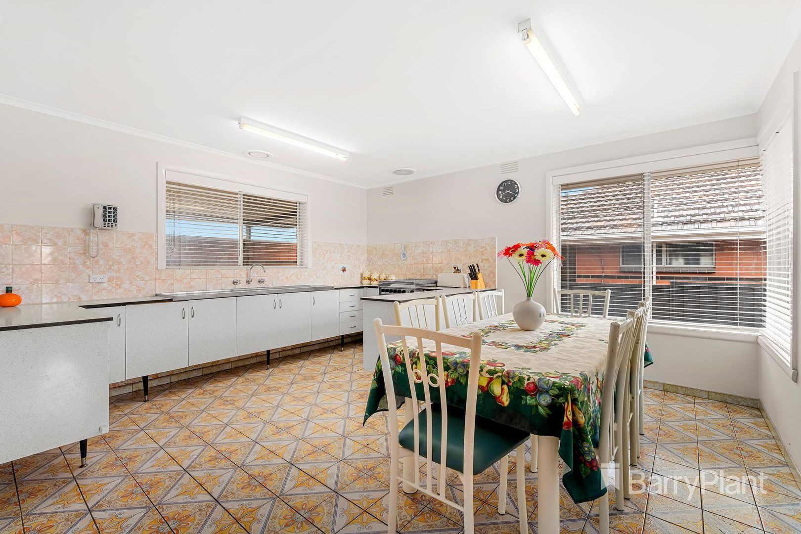 17 Melton Crescent, Lalor, VIC 3075, Lalor - Thumbnail 2