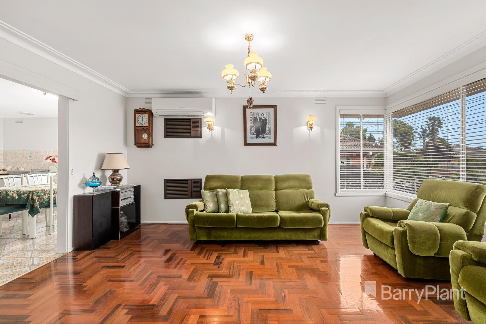 17 Melton CrescentLalor, VIC 3075, Lalor - Thumbnail 4