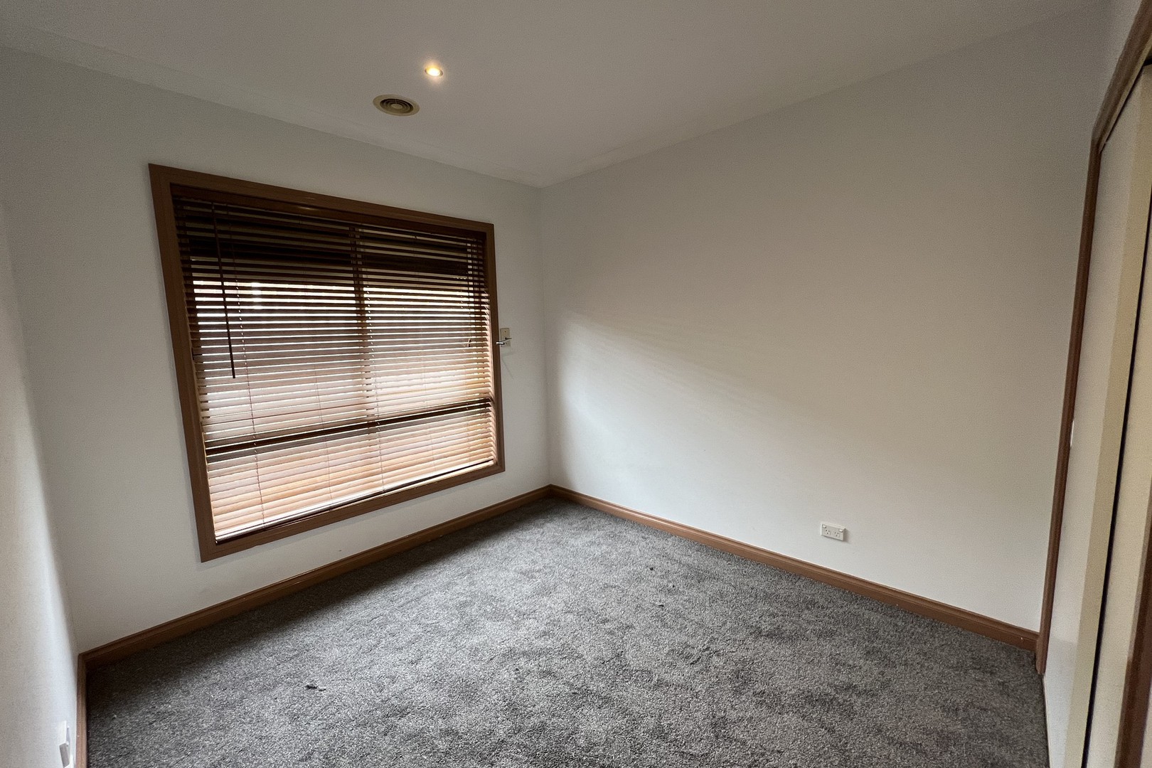 17 Menzies Drive, Burnside Heights, VIC 3023, Burnside Heights - Thumbnail 7