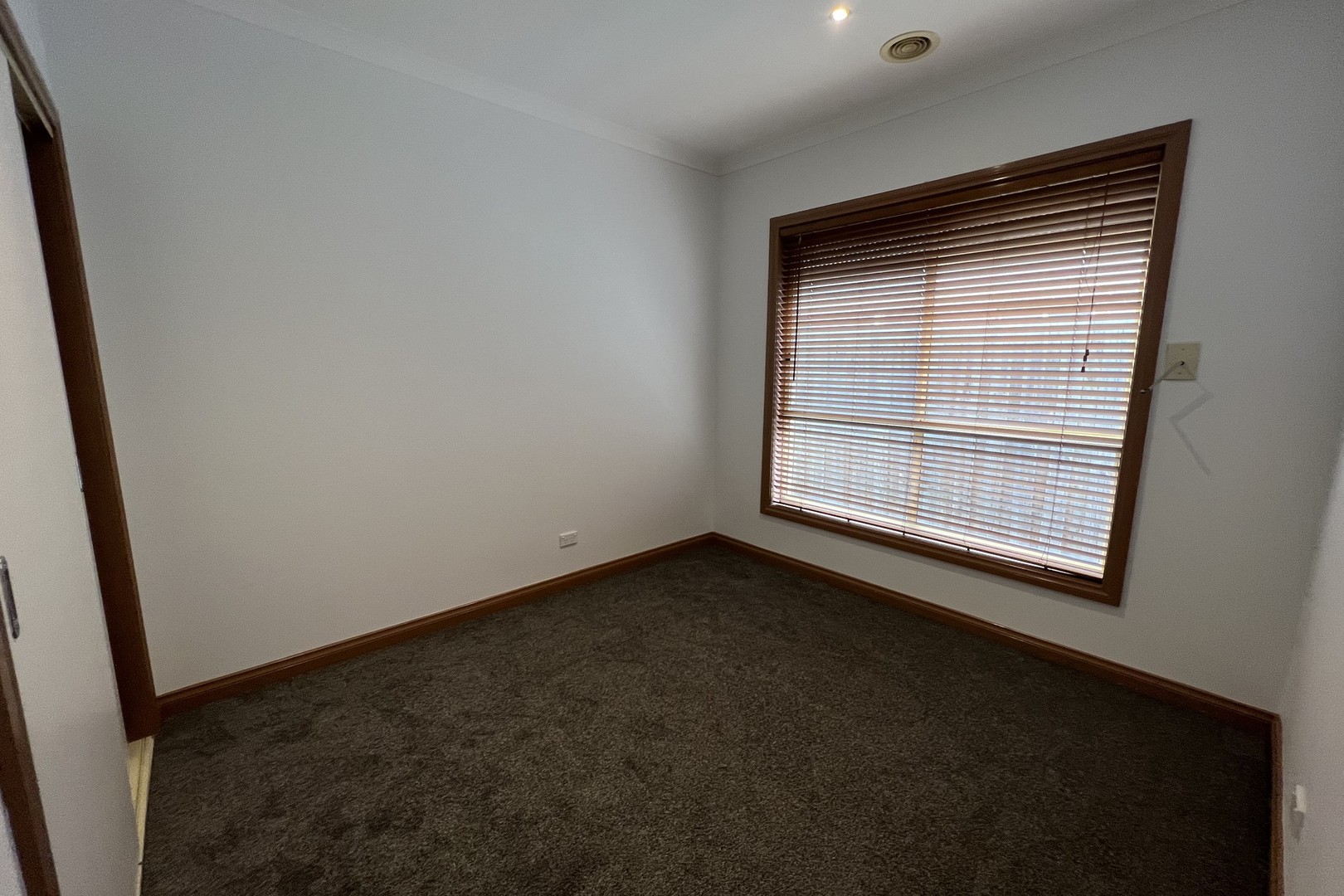 17 Menzies Drive, Burnside Heights, VIC 3023, Burnside Heights - Thumbnail 8