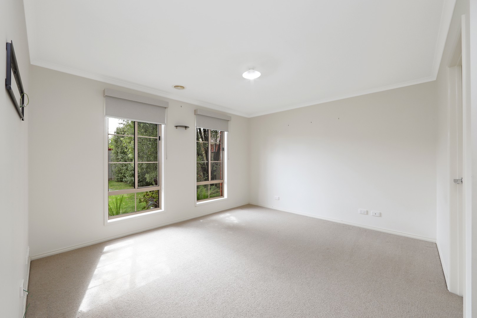 17 Millie Court, Rowville, VIC 3178, Rowville - Thumbnail 2