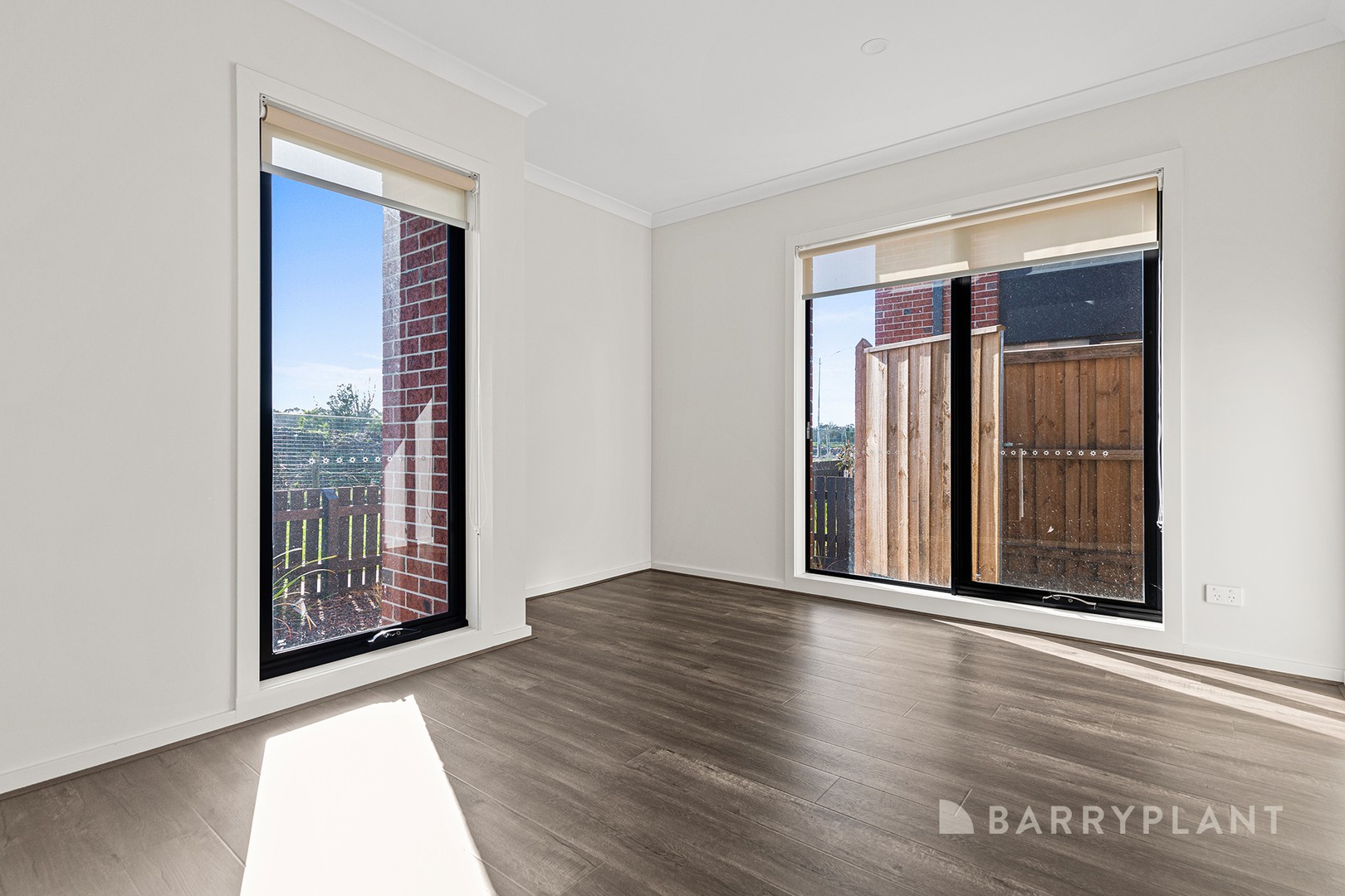 17 Mortdale Lane, Clyde North, VIC 3978, Clyde North - Thumbnail 3