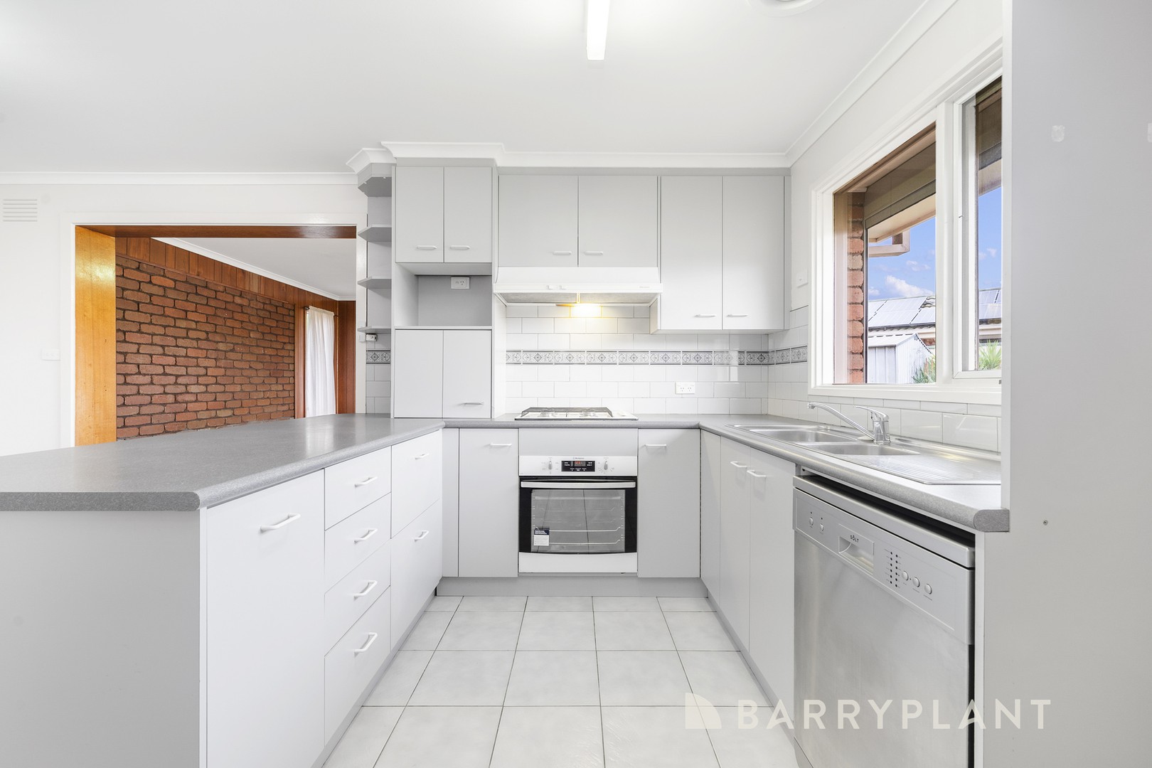 17 Moss Street, Melton South, VIC 3338, Melton South - Thumbnail 6