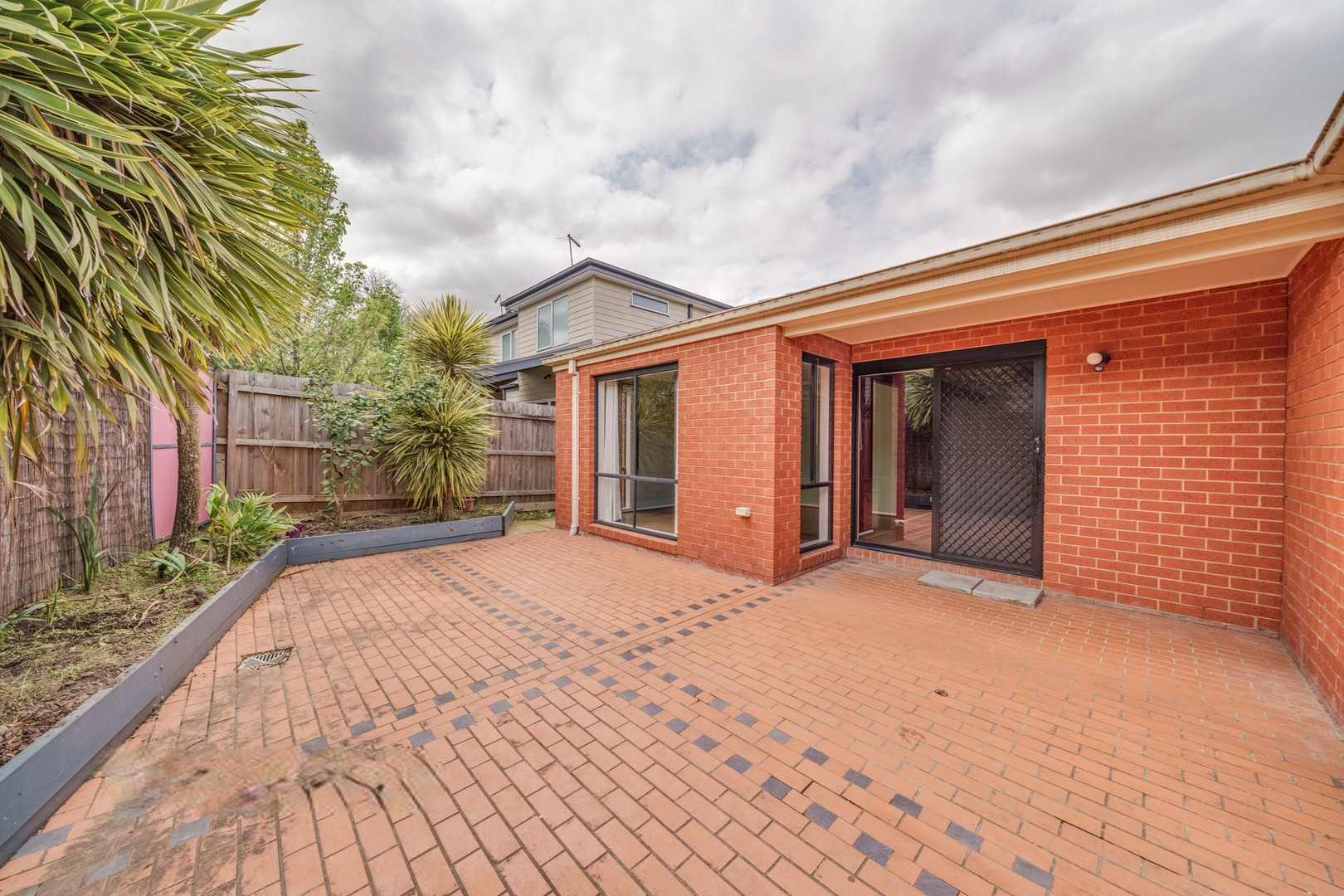 17 Mountain View Road, Kilsyth, VIC 3137, Kilsyth - Thumbnail 2