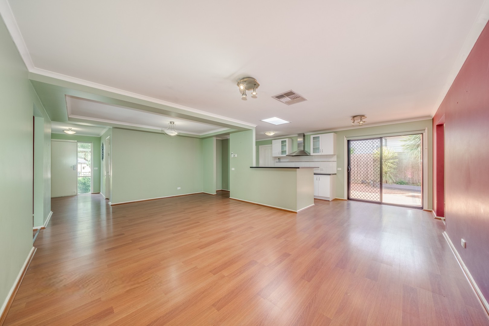 17 Mountain View Road, Kilsyth, VIC 3137, Kilsyth - Thumbnail 3