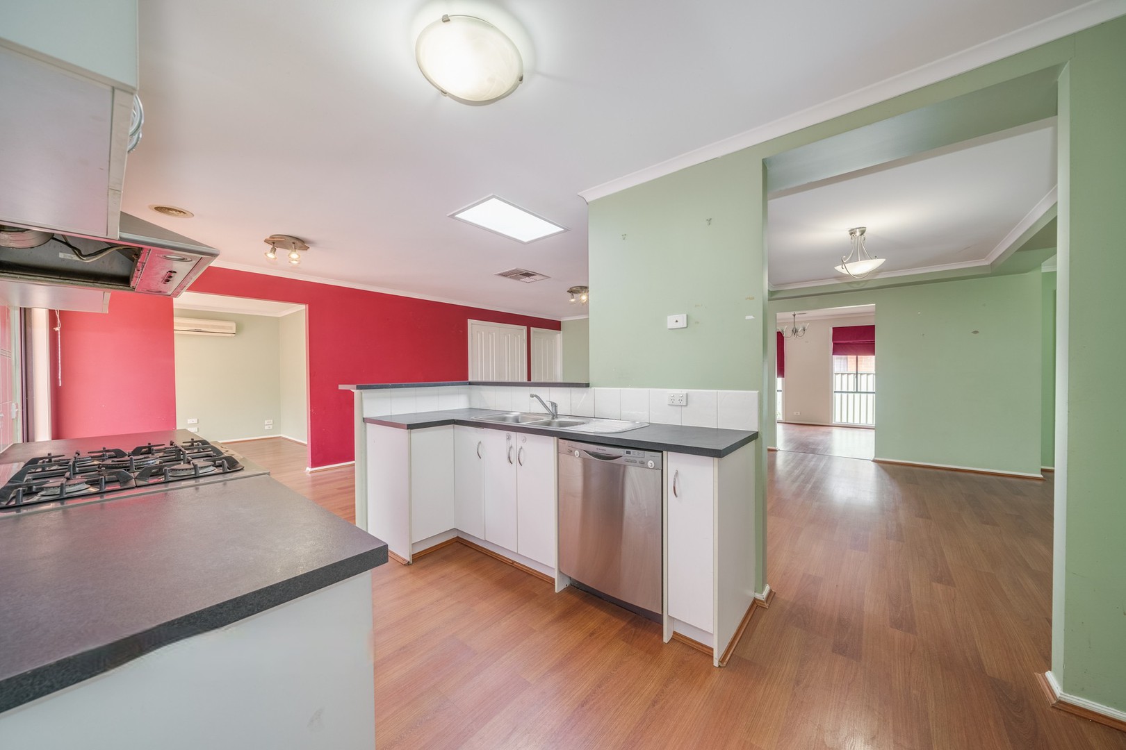 17 Mountain View Road, Kilsyth, VIC 3137, Kilsyth - Thumbnail 5
