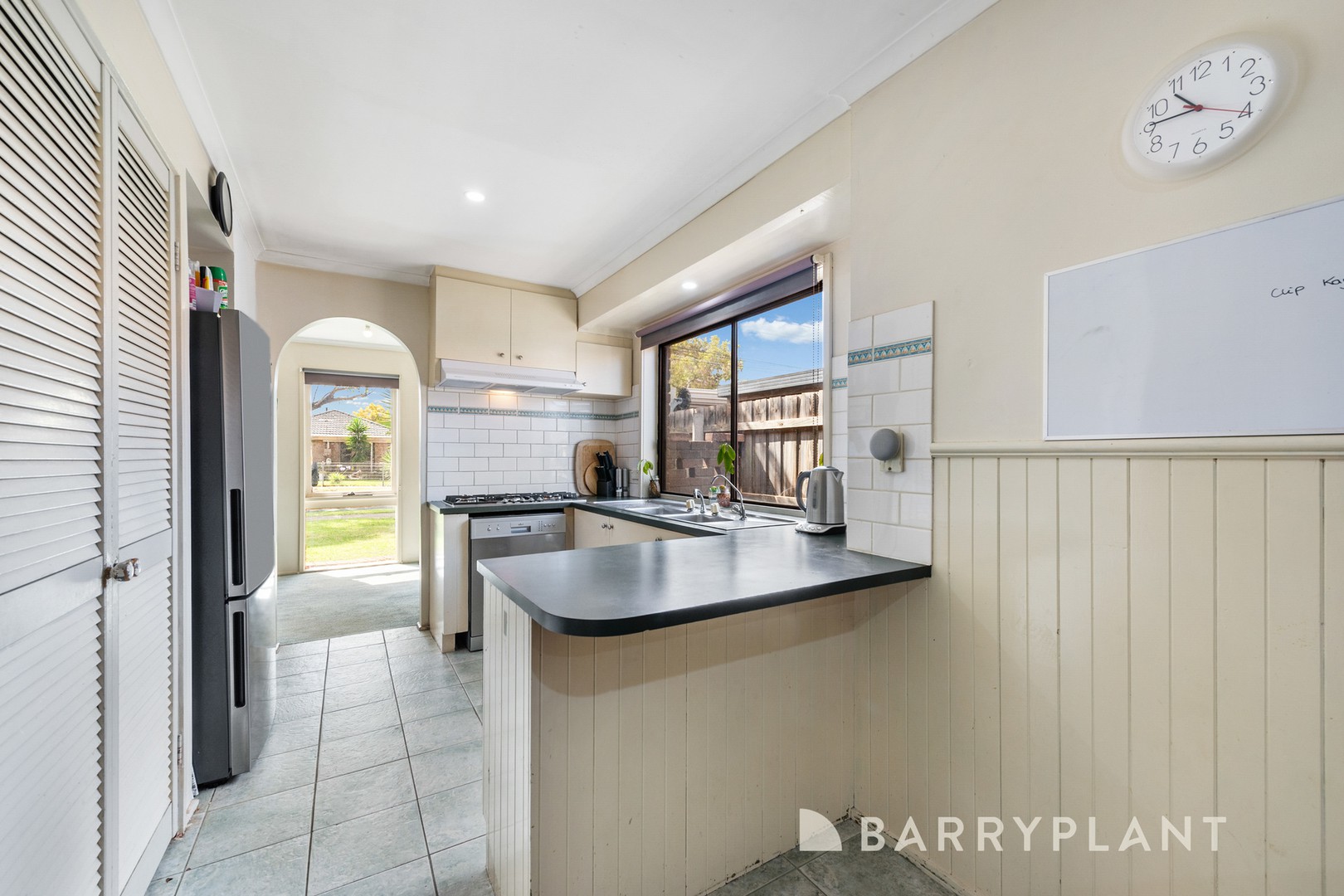 17 Murray Street, Melton South, VIC 3338, Melton South - Thumbnail 5