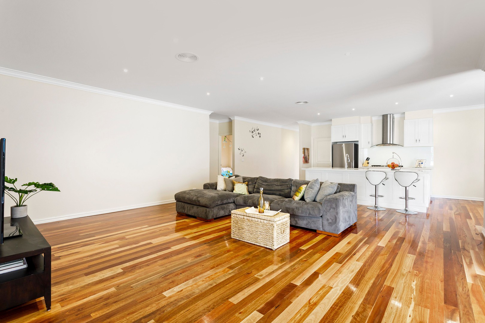 17 Myrtle DriveMaidstone, VIC 3012, Maidstone - Thumbnail 5