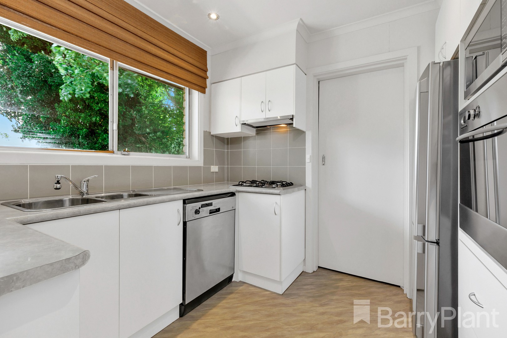 17 Neilsen Crescent, Bundoora, VIC 3083, Bundoora - Thumbnail 5