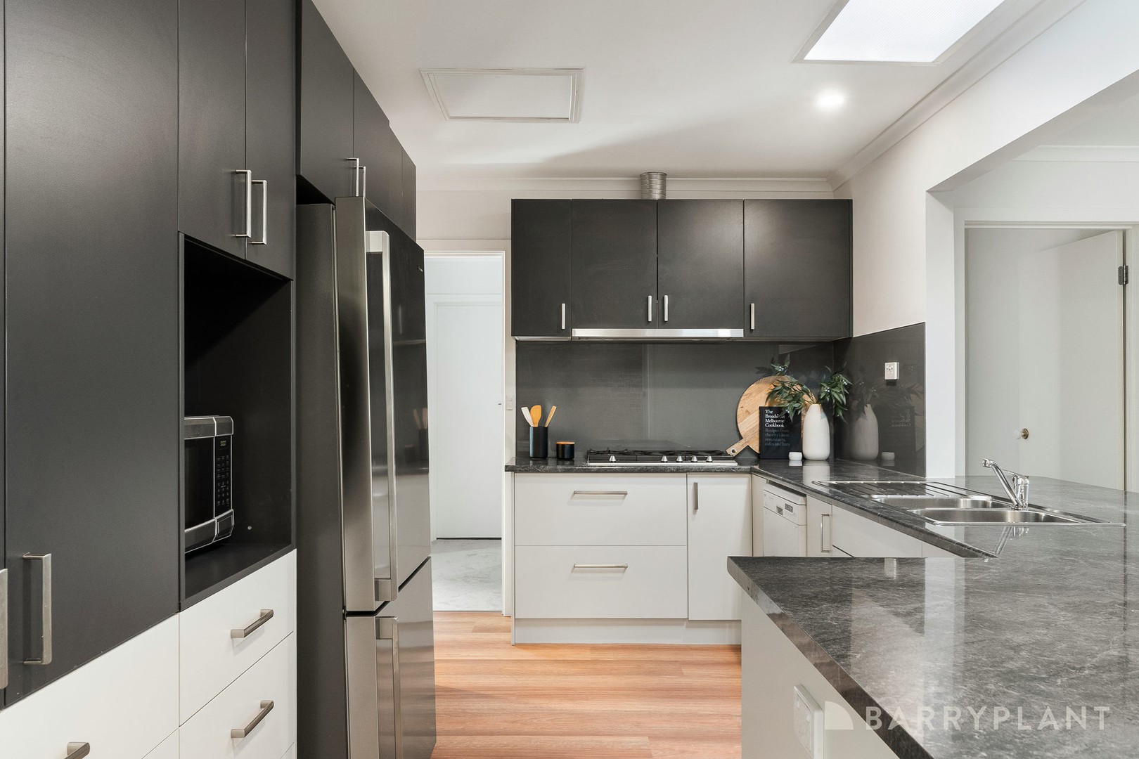 17 Nyanda Court, Croydon, VIC 3136, Croydon - Thumbnail 3