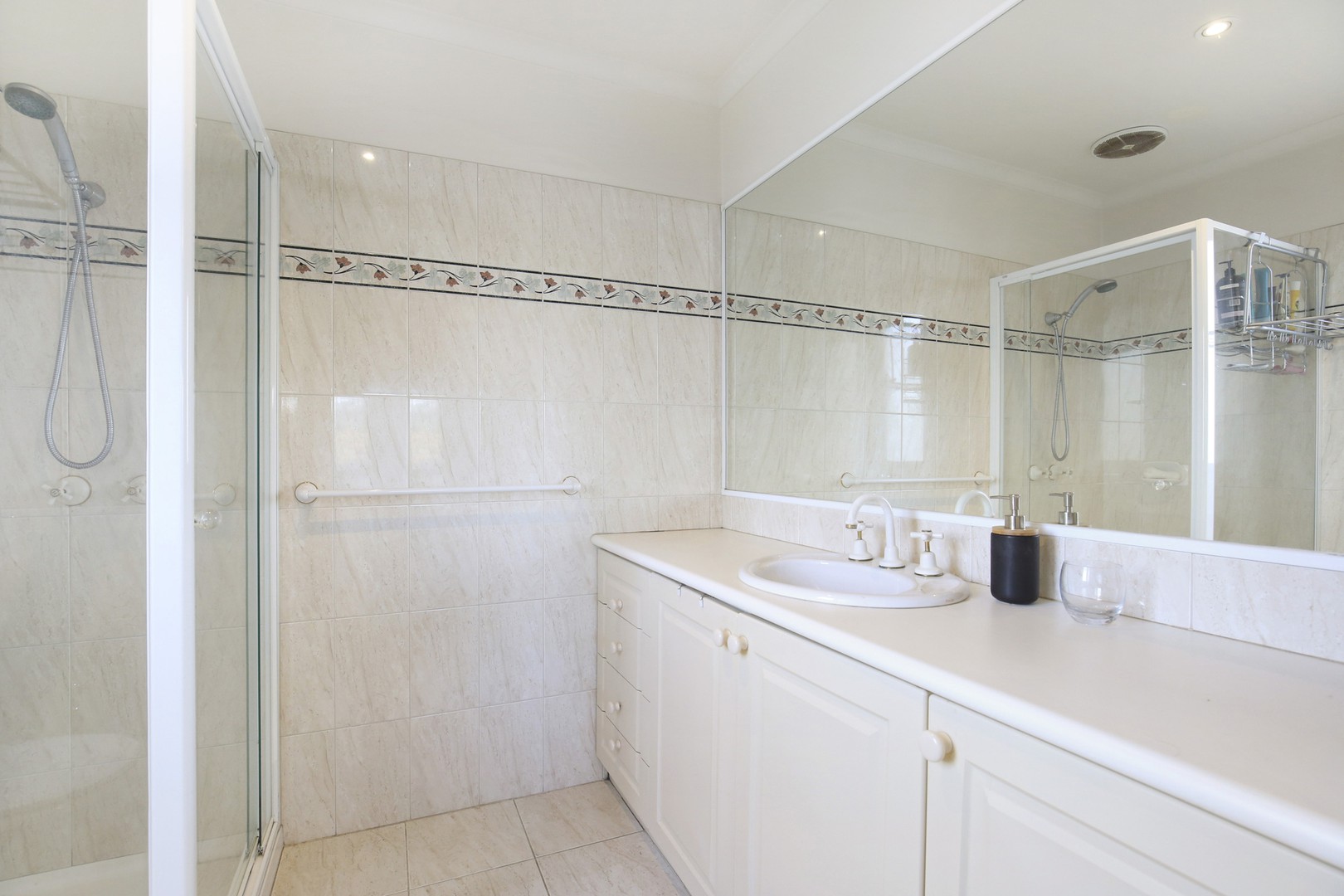 17 Oakden Drive, Bundoora, VIC 3083, Bundoora - Thumbnail 6