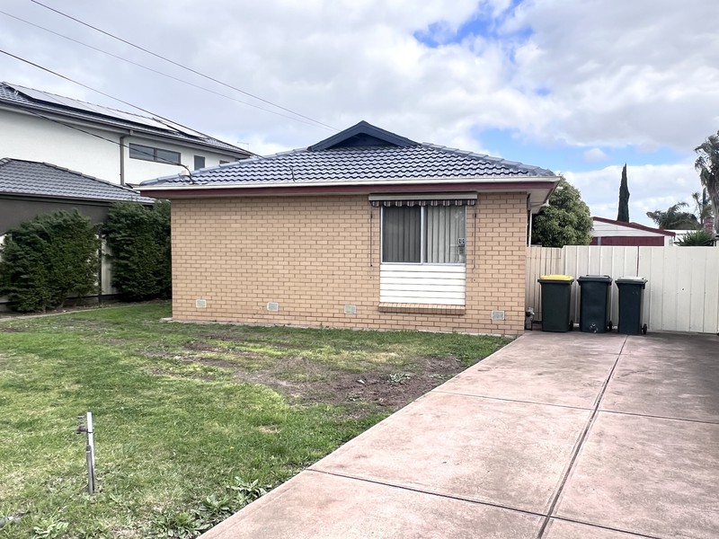 17 Oakwood Road, Albanvale, VIC 3021 - Image - 24/09/2026
