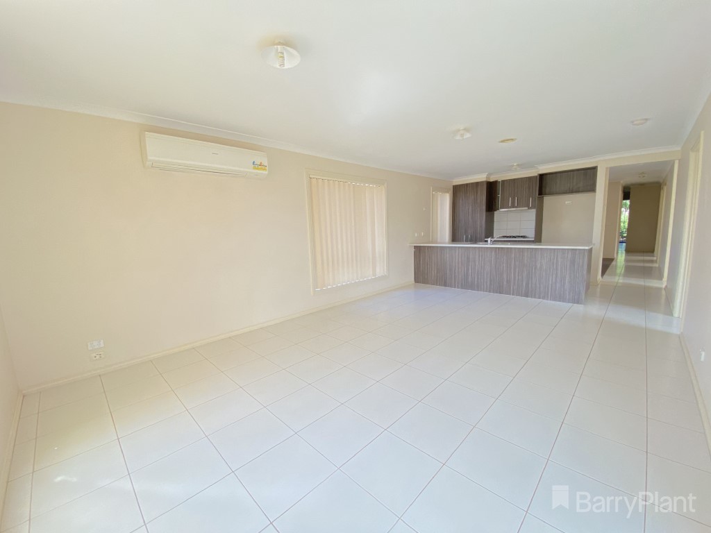 17 Pads Way, Sunbury, VIC 3429, Sunbury - Thumbnail 6