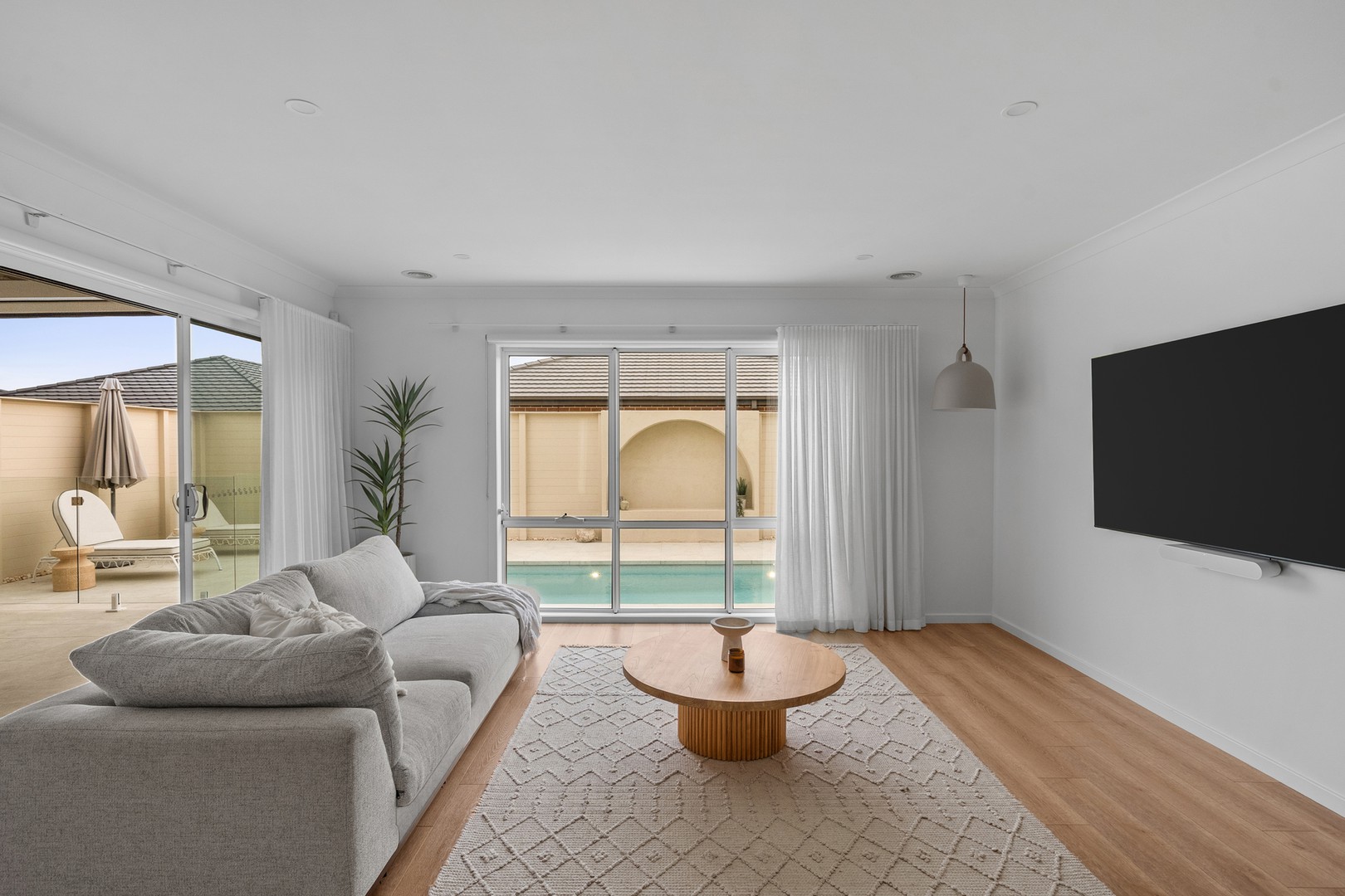 17 Palazzo Road, Fraser Rise, VIC 3336 - Thumbnail 2 - 21/08/2026