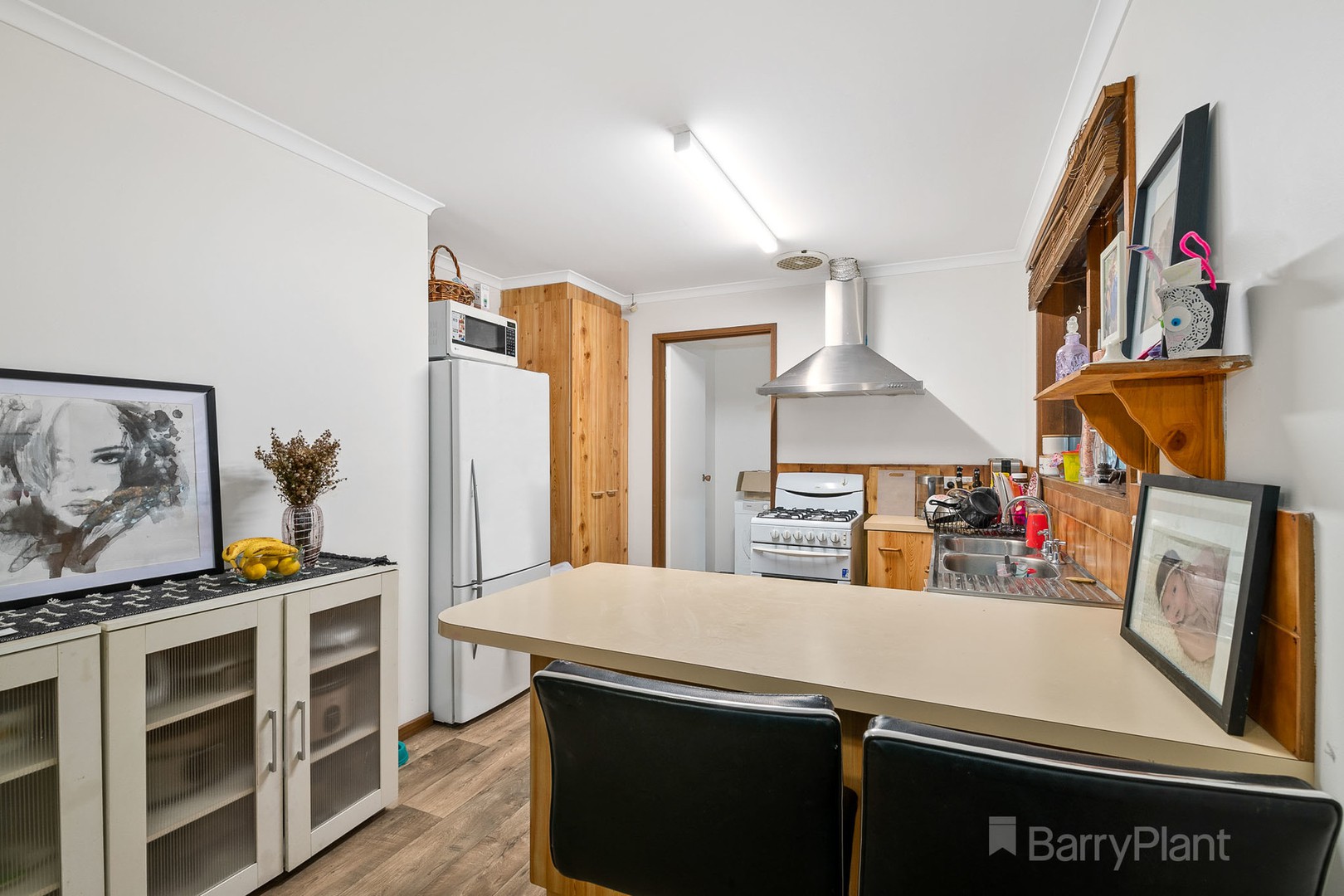 17 Paramount Way, Pakenham, VIC 3810, Pakenham - Thumbnail 2