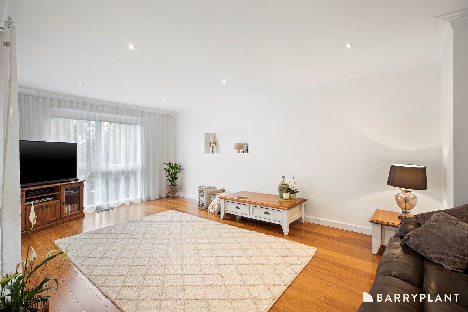 17 Parry Drive, Mooroolbark, VIC 3138, Mooroolbark - Thumbnail 5