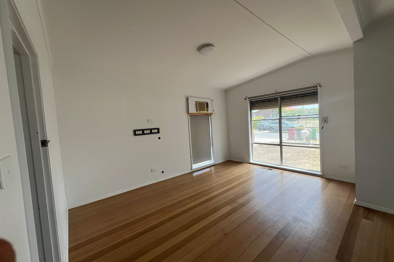 17 Pearson Crescent, Coolaroo, VIC 3048, Coolaroo - Thumbnail 5