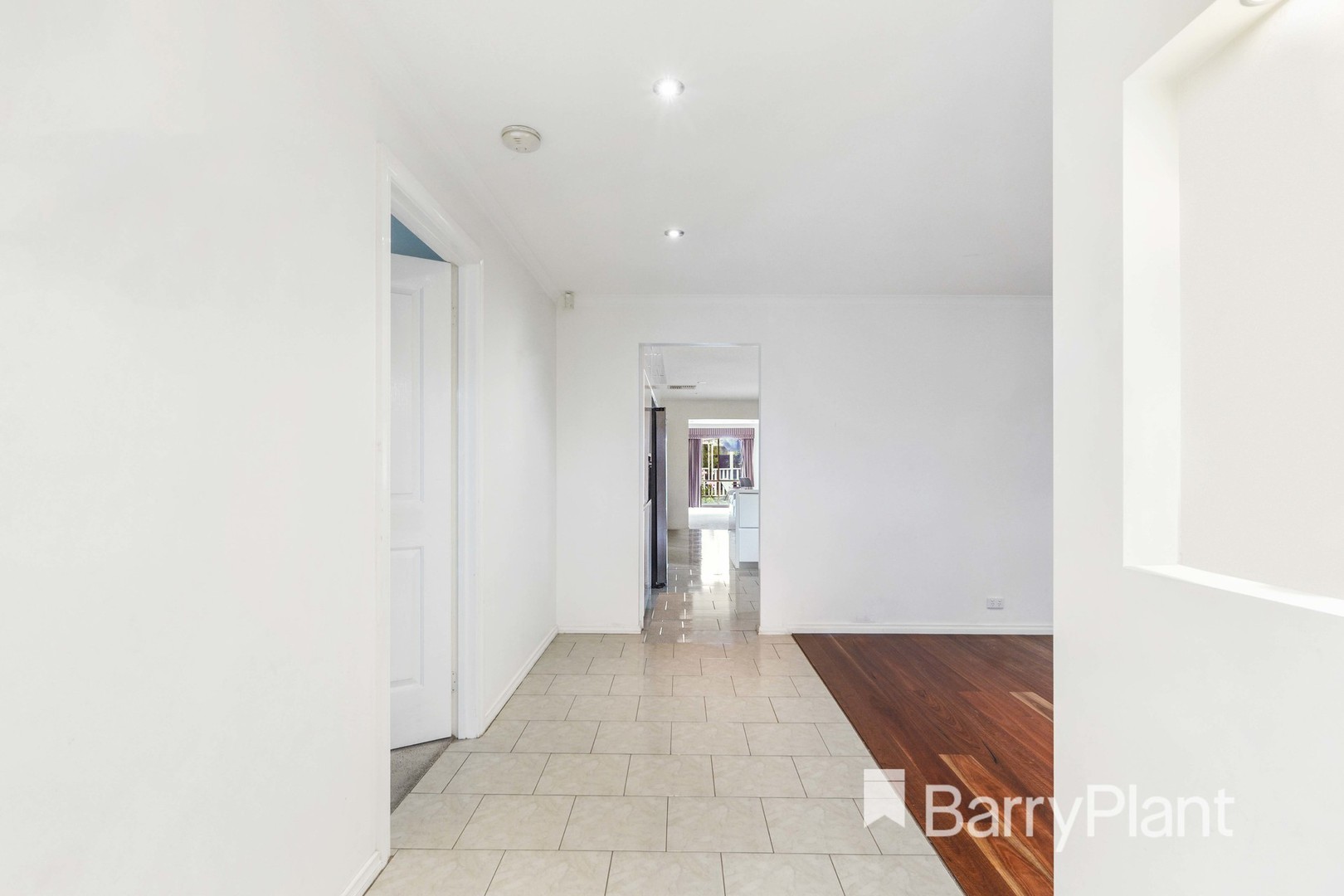 17 Penny Crescent, Hoppers Crossing, VIC 3029, Hoppers Crossing - Thumbnail 2