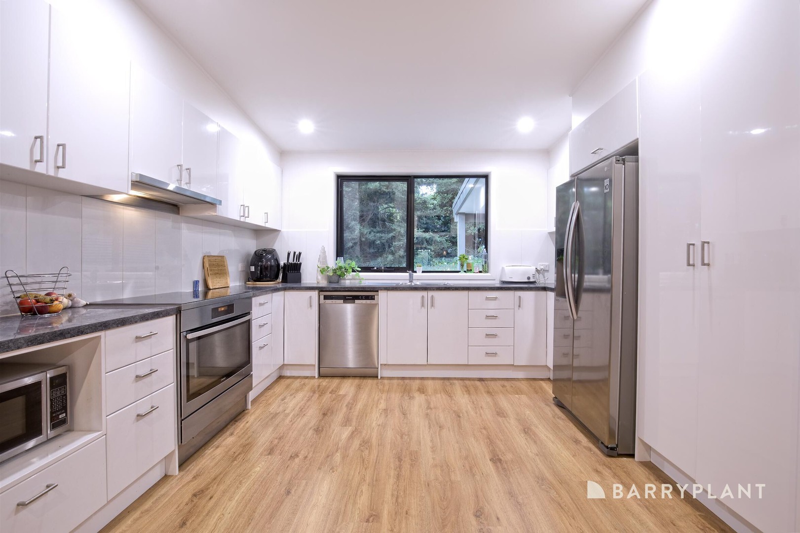 17 Phillip Road, Avonsleigh, VIC 3782, Avonsleigh - Thumbnail 5